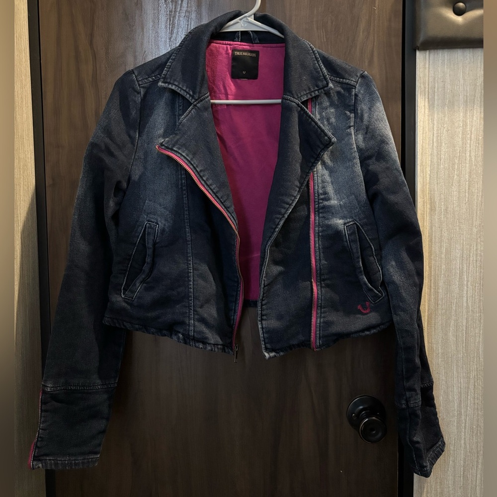 True Religion girl Jean Jacket. Size XL in girls